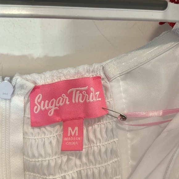 Brand New sugar Thrillz WINTER ROSE baby doll MINI DRESS WHITE red bow medium - Picture 4 of 6